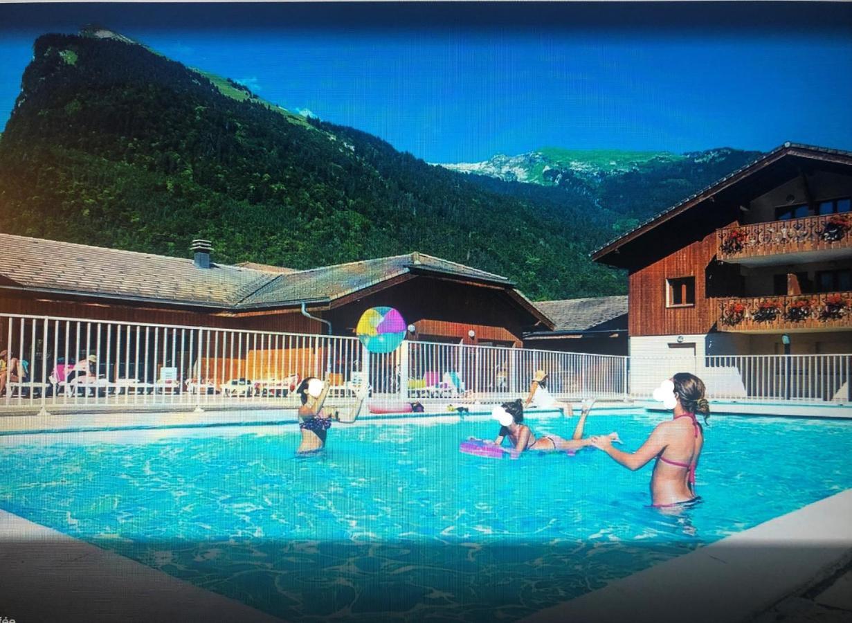 Studio - Le D2 Du Grand Tetras Samoens Luaran gambar